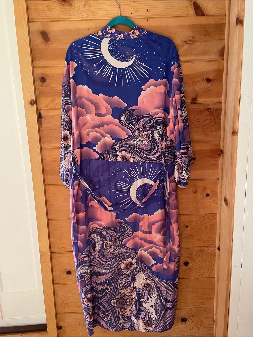 Long Kimono | Lunara - Picture 2 of 13